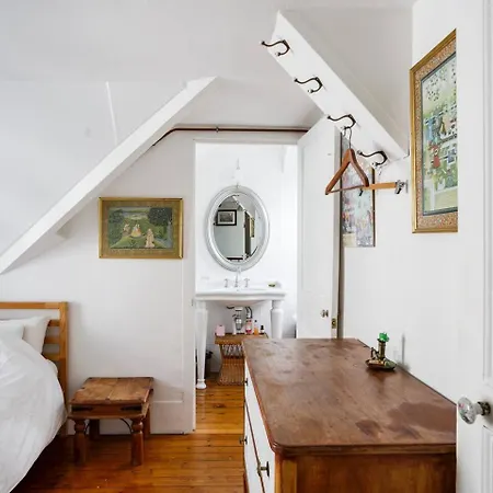 Townhouse Centre Homestay *